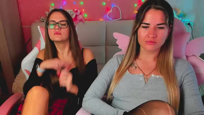 angel_and_demon0304 Cam Model Chat May 18, 2026