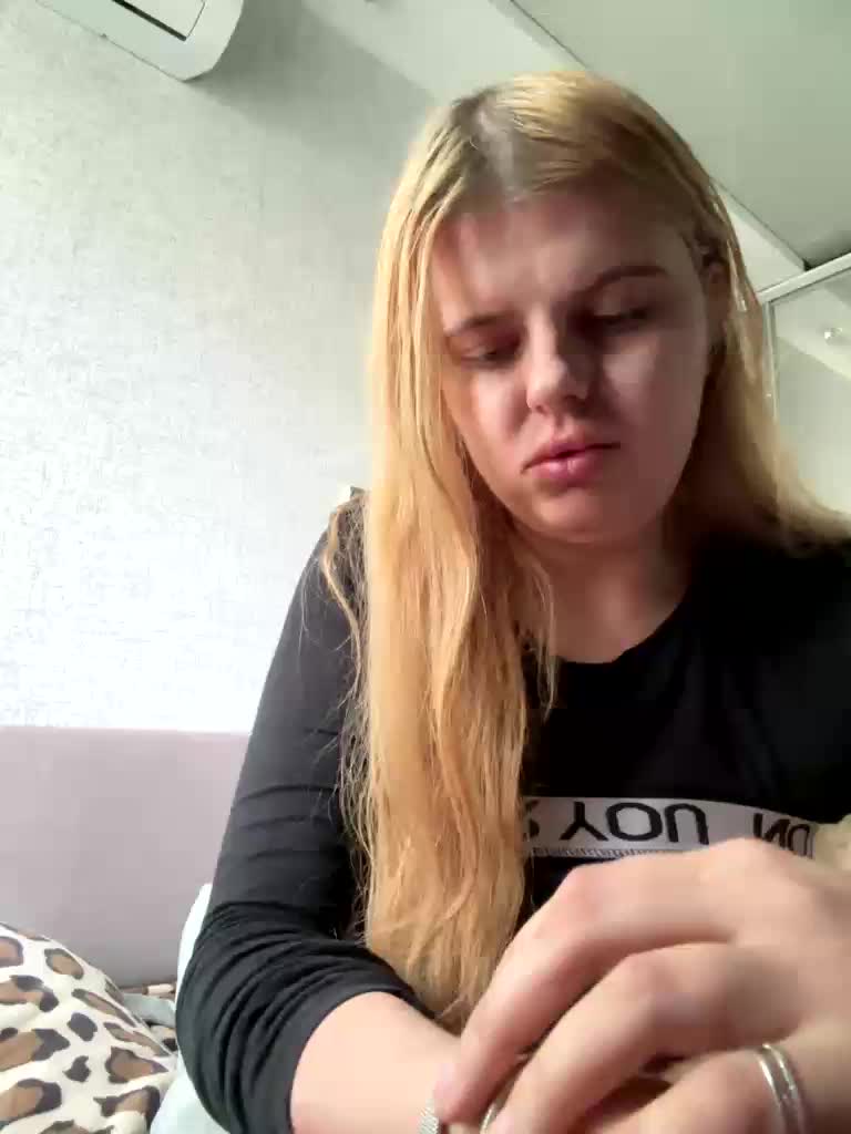 vitaminka-cc Cam Model Chat May 18, 2026