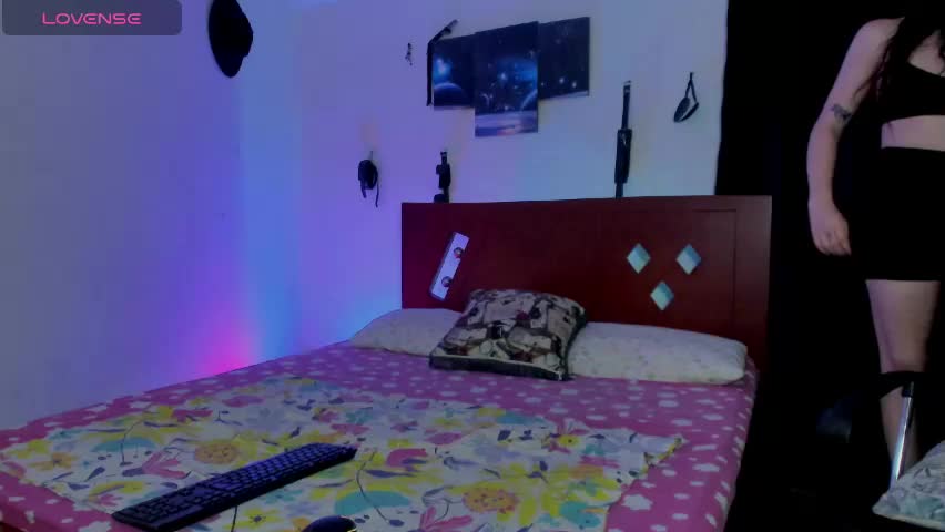 69blackwhite Cam Model Chat May 19, 2026