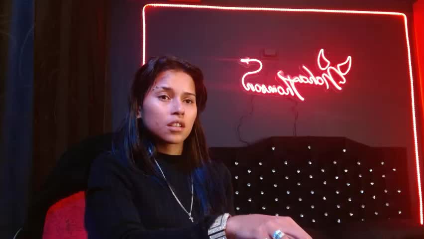 noha_thomson Cam Model Chat May 19, 2026