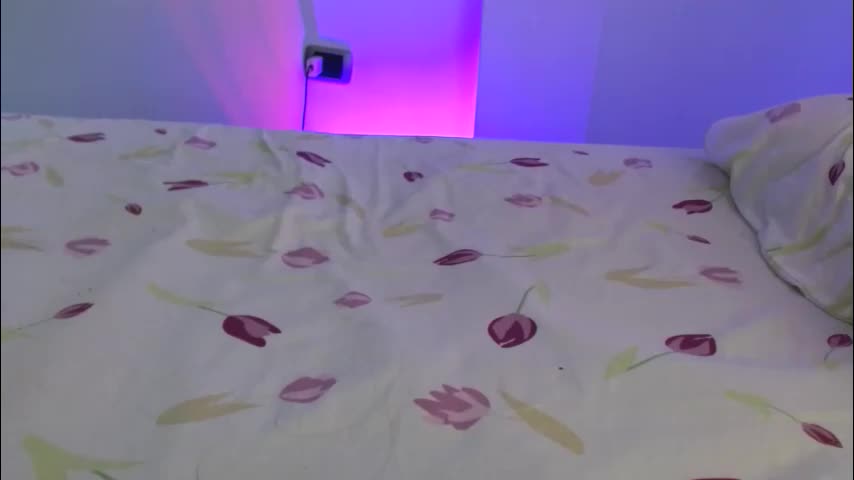 charlotteferrer97 Cam Model Chat June 2, 2026