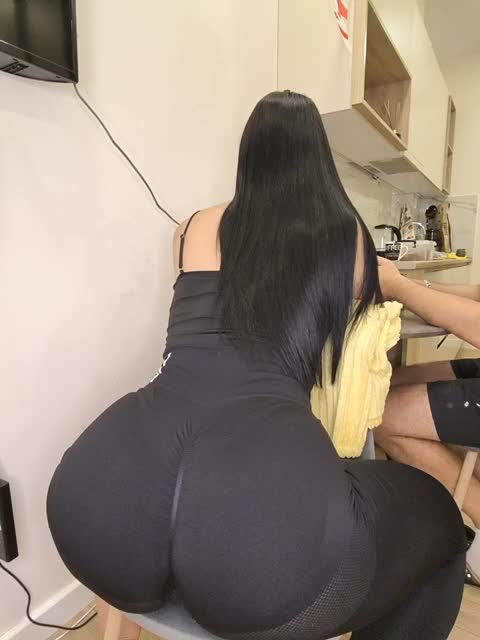 KissMyAss Cam Model Chat June 2, 2026