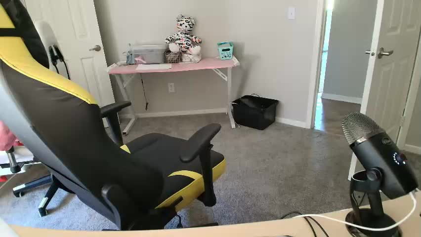 iamtommyparker Cam Model Chat June 2, 2026