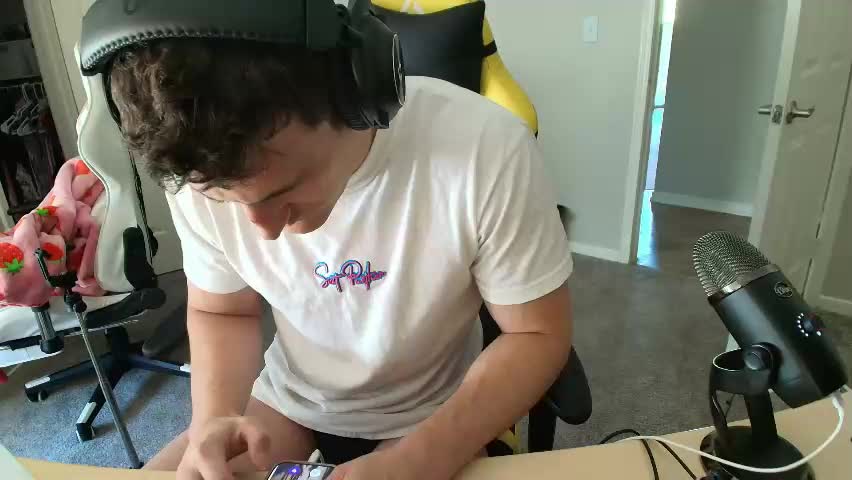 iamtommyparker Cam Model Chat June 2, 2026
