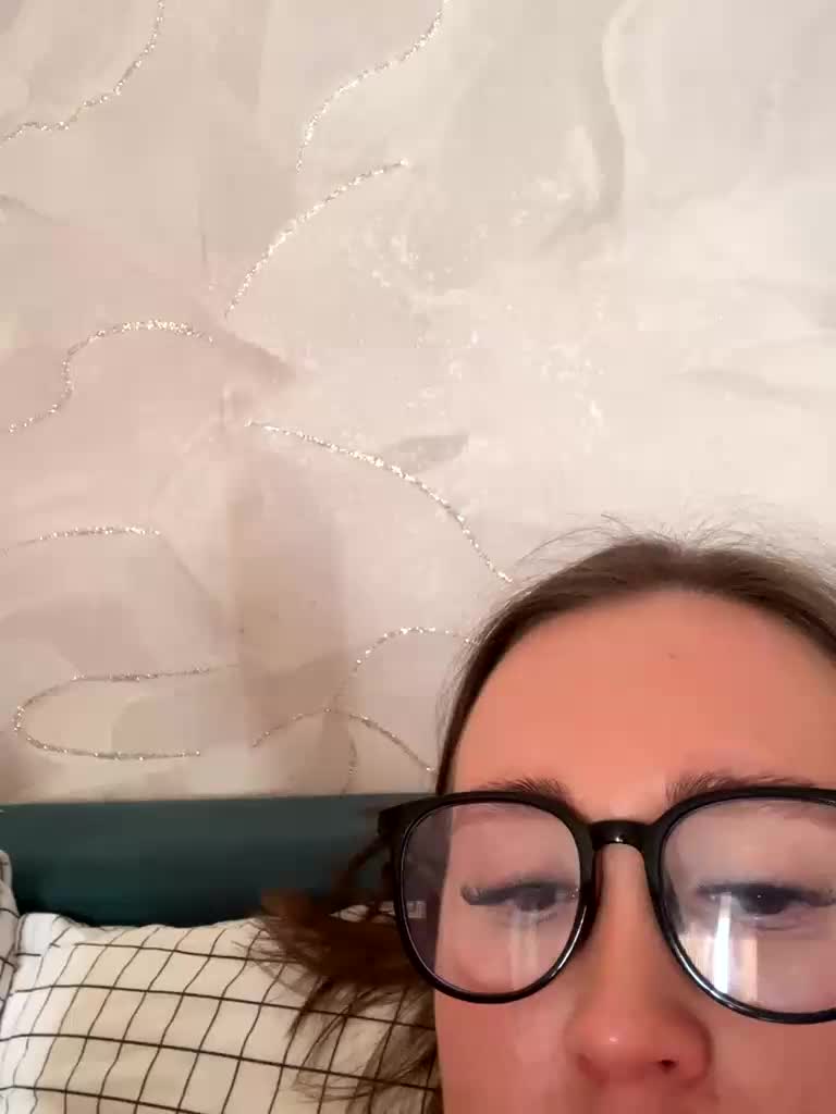 RUS577643 Cam Model Chat June 3, 2026
