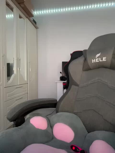 -Violetta- Cam Model Chat June 3, 2026