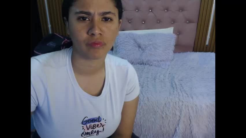 vicky_wel Cam Model Chat June 3, 2026