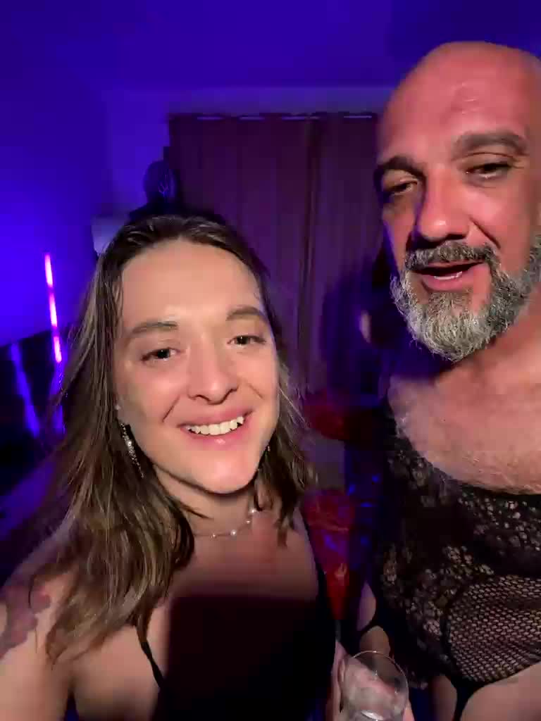 BigTwiXXX Cam Model Chat June 4, 2026
