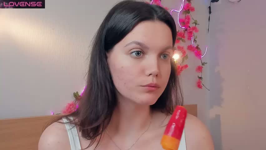 neldabestwick Cam Model Chat June 5, 2026