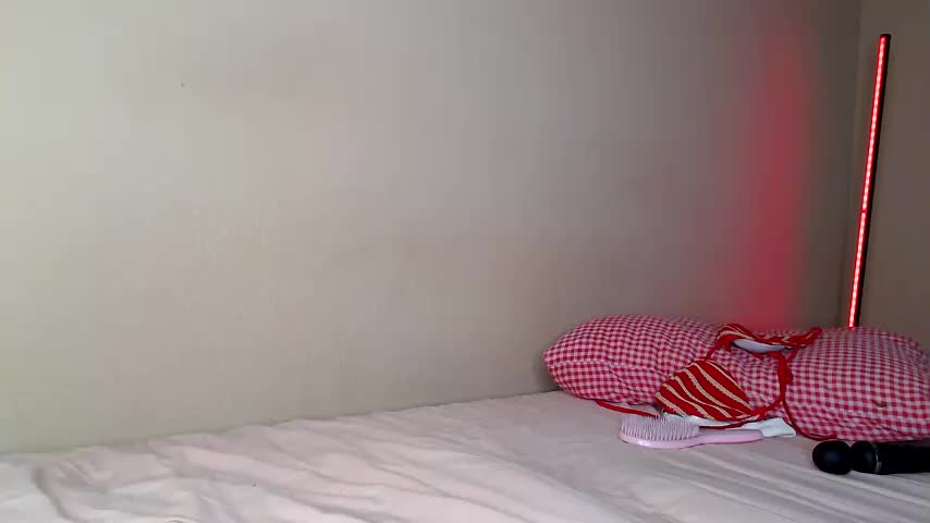 JustAlice Cam Model Chat June 12, 2026