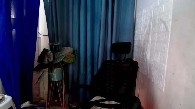 night_crystal1111 Cam Model Chat June 14, 2026