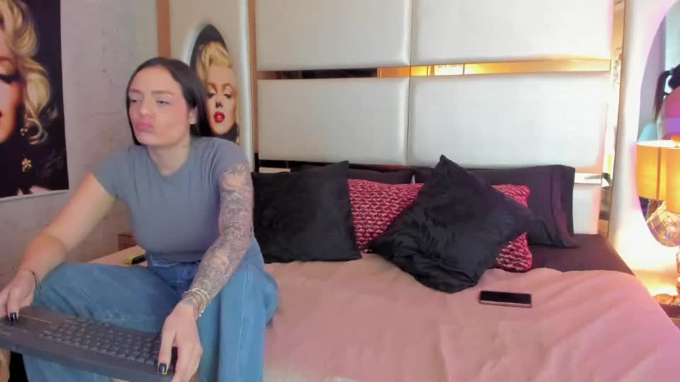 celeste_starsss Cam Model Chat June 24, 2026