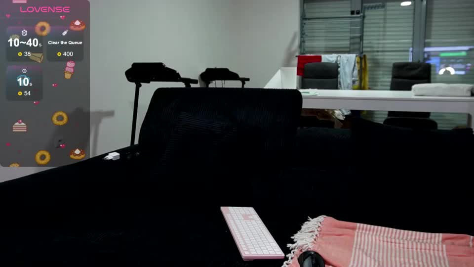 samarafromthewell Cam Model Chat June 24, 2026