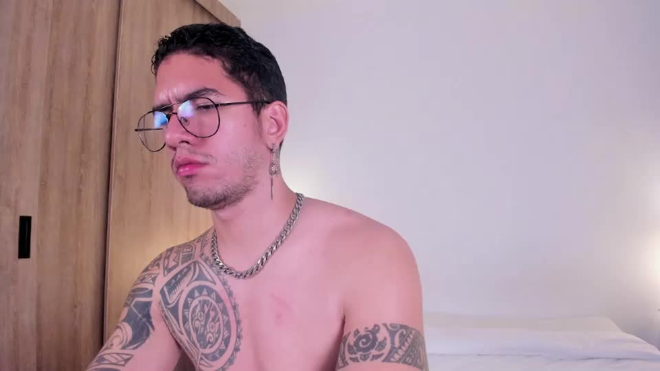 bianca_and_maxwell Cam Model Chat June 24, 2026