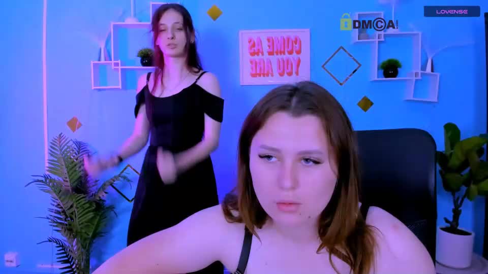 nami_glow Cam Model Chat June 26, 2026