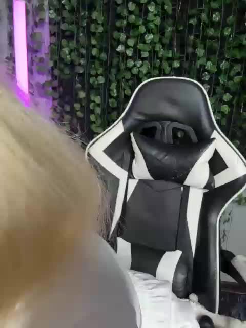 Eva_Kit Cam Model Chat June 28, 2026