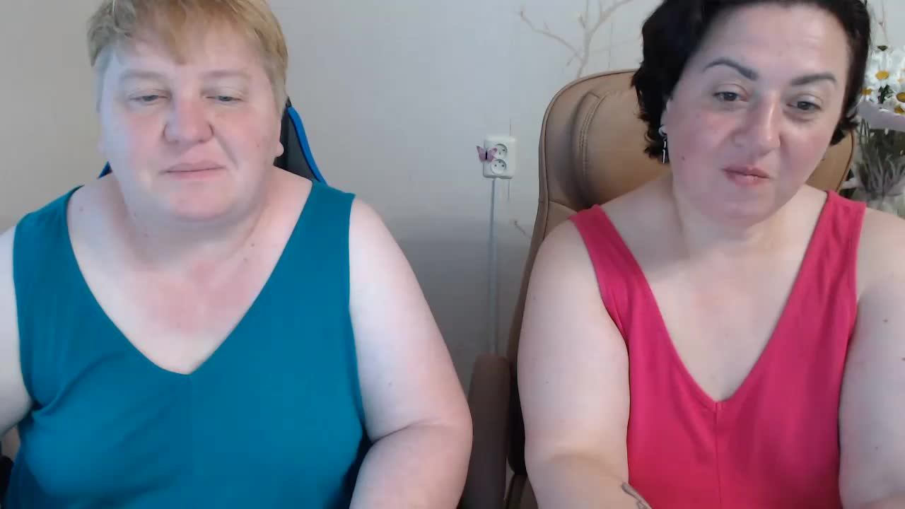 XMollyJaneEX Cam Model Chat June 28, 2026