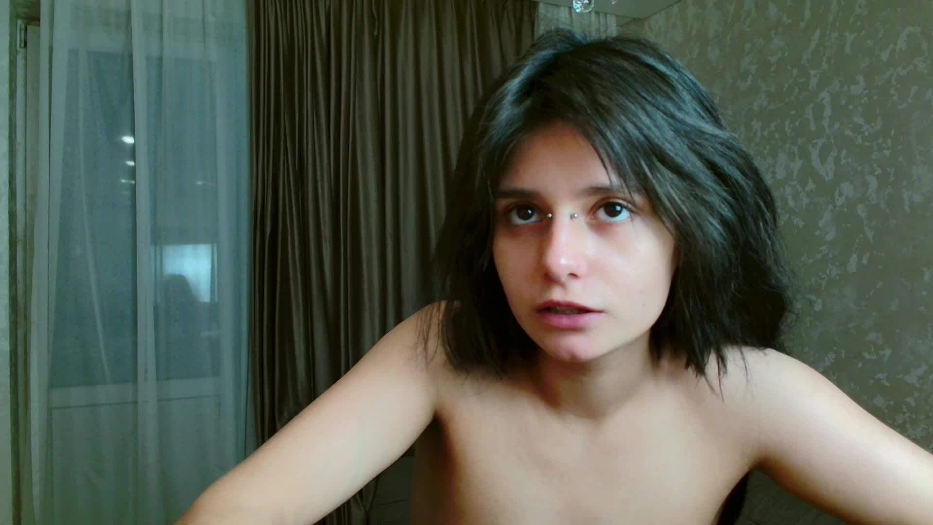 TheSluttyFox Cam Model Chat July 2, 2026