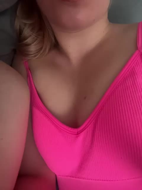 _M_O_L_O_K_O_ Cam Model Chat July 6, 2026
