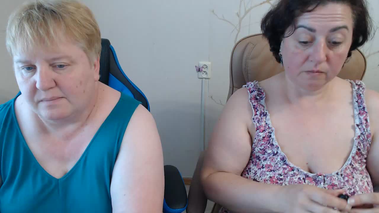 XMollyJaneEX Cam Model Chat July 6, 2026