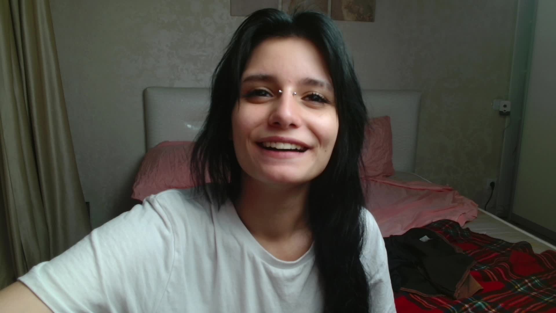 TheSluttyFox Cam Model Chat July 8, 2026