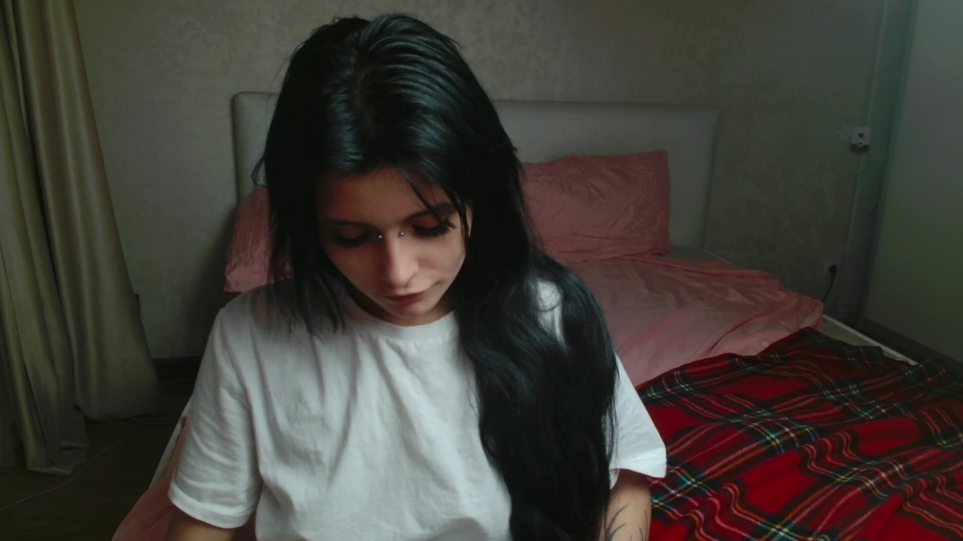 TheSluttyFox Cam Model Chat July 8, 2026