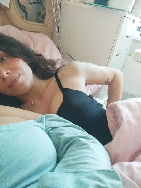 Bonne-Aurore Cam Model Chat July 8, 2026