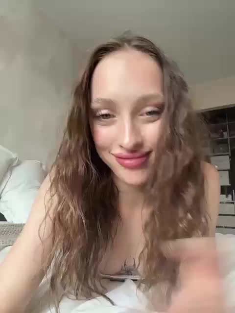 MilaLuxury Cam Model Chat July 8, 2026