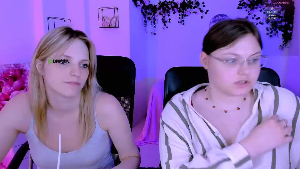 nikol_kitt Cam Model Chat July 8, 2026
