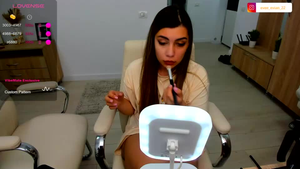 eveeevian Cam Model Chat July 8, 2026