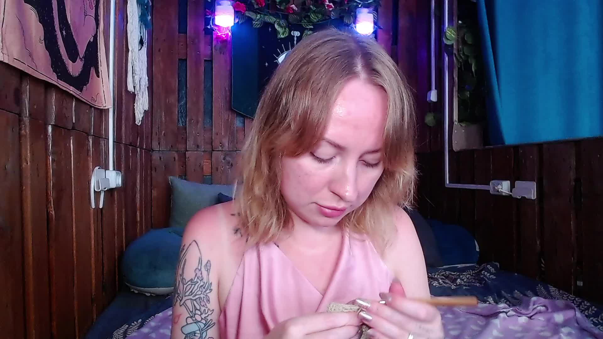 MiMi-Deep Cam Model Chat July 8, 2026