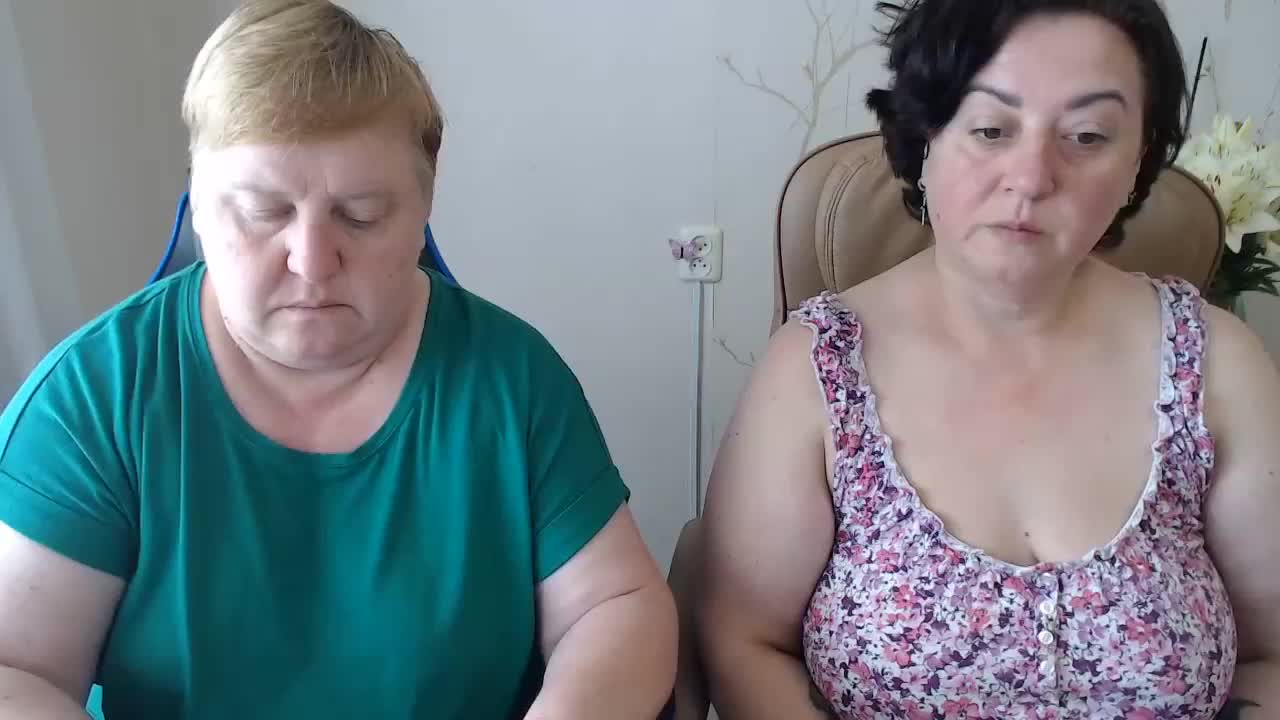 XMollyJaneEX Cam Model Chat July 10, 2026