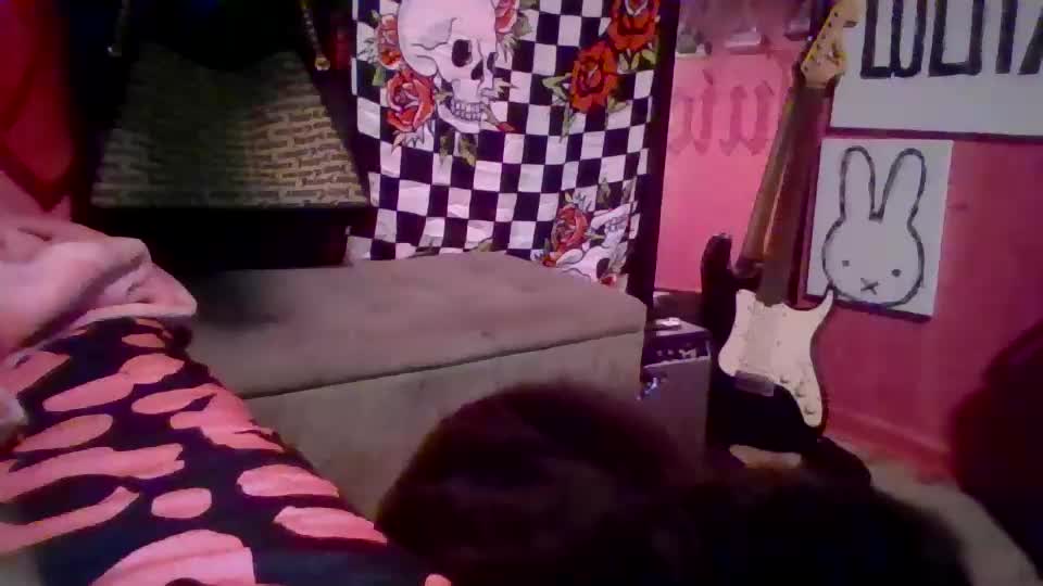 twizzytoxic22 Cam Model Chat July 11, 2026