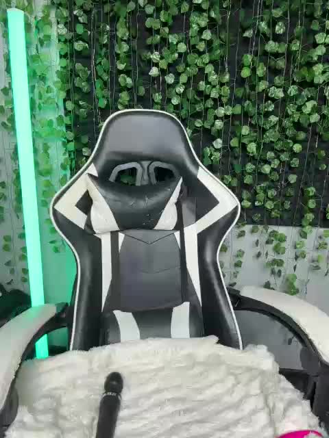 Eva_Kit Cam Model Chat July 12, 2026