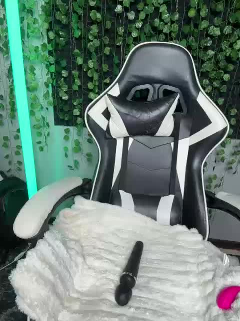 Eva_Kit Cam Model Chat July 12, 2026