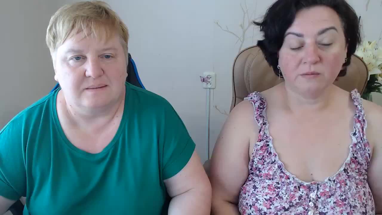 XMollyJaneEX Cam Model Chat July 12, 2026