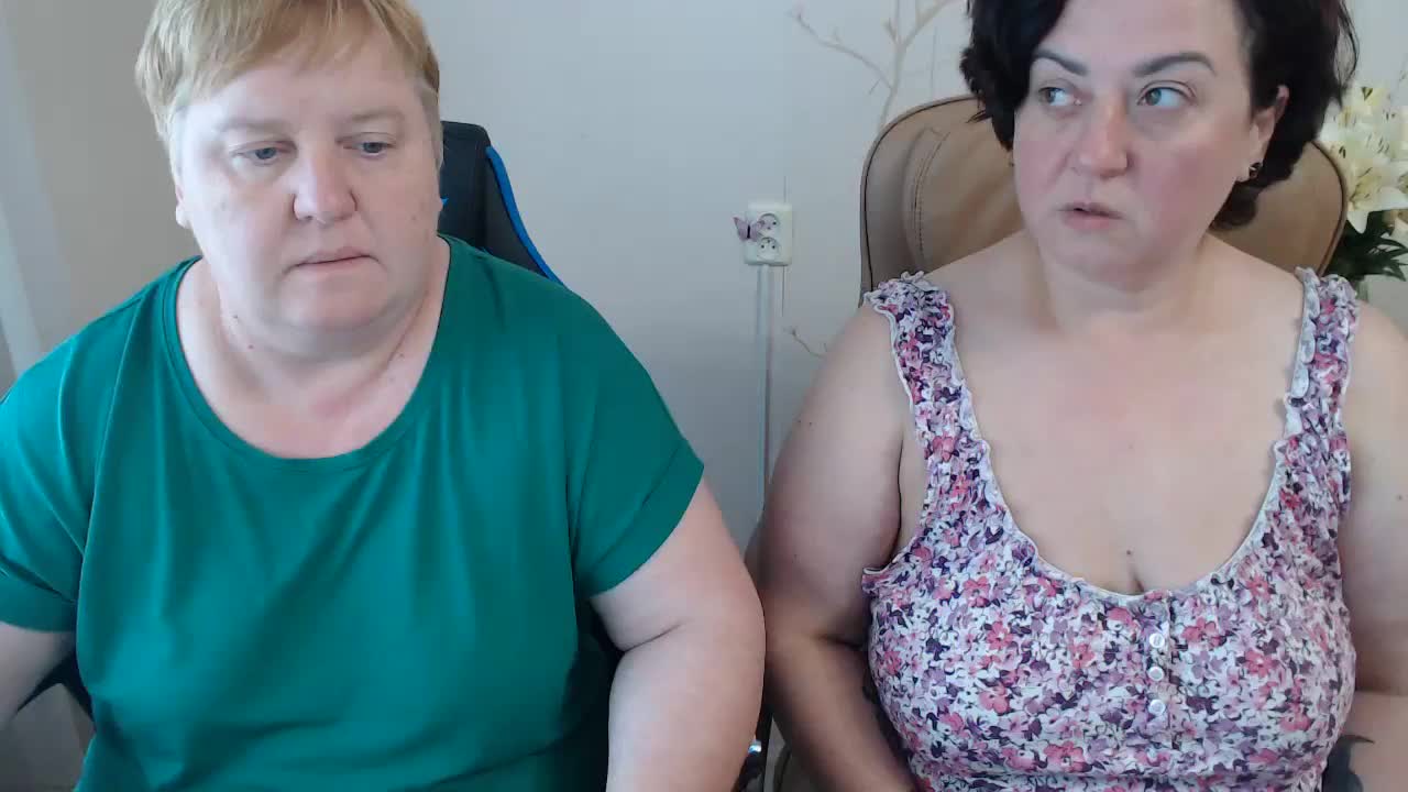 XMollyJaneEX Cam Model Chat July 12, 2026