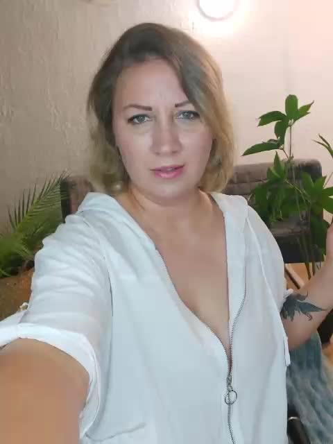yuliia_3003 Cam Model Chat July 12, 2026