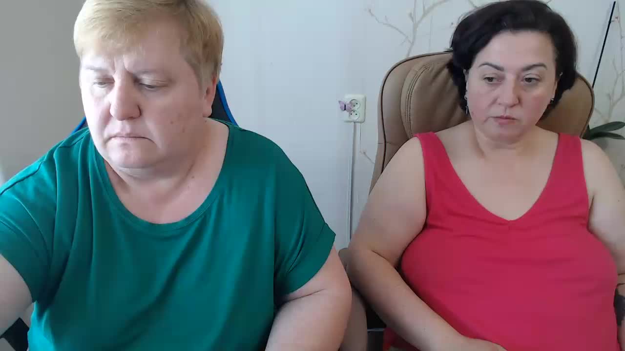 XMollyJaneEX Cam Model Chat July 12, 2026