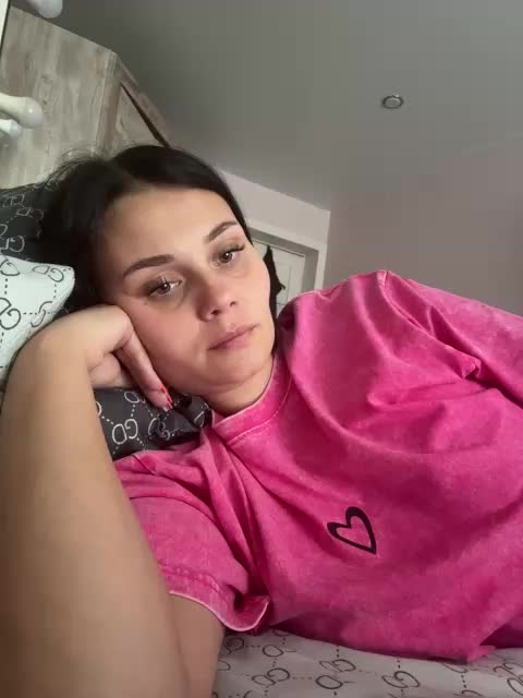 _Milashka_ Cam Model Chat July 12, 2026