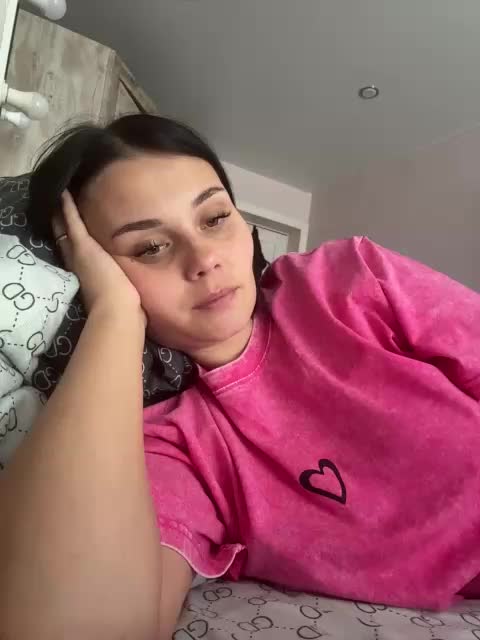 _Milashka_ Cam Model Chat July 12, 2026