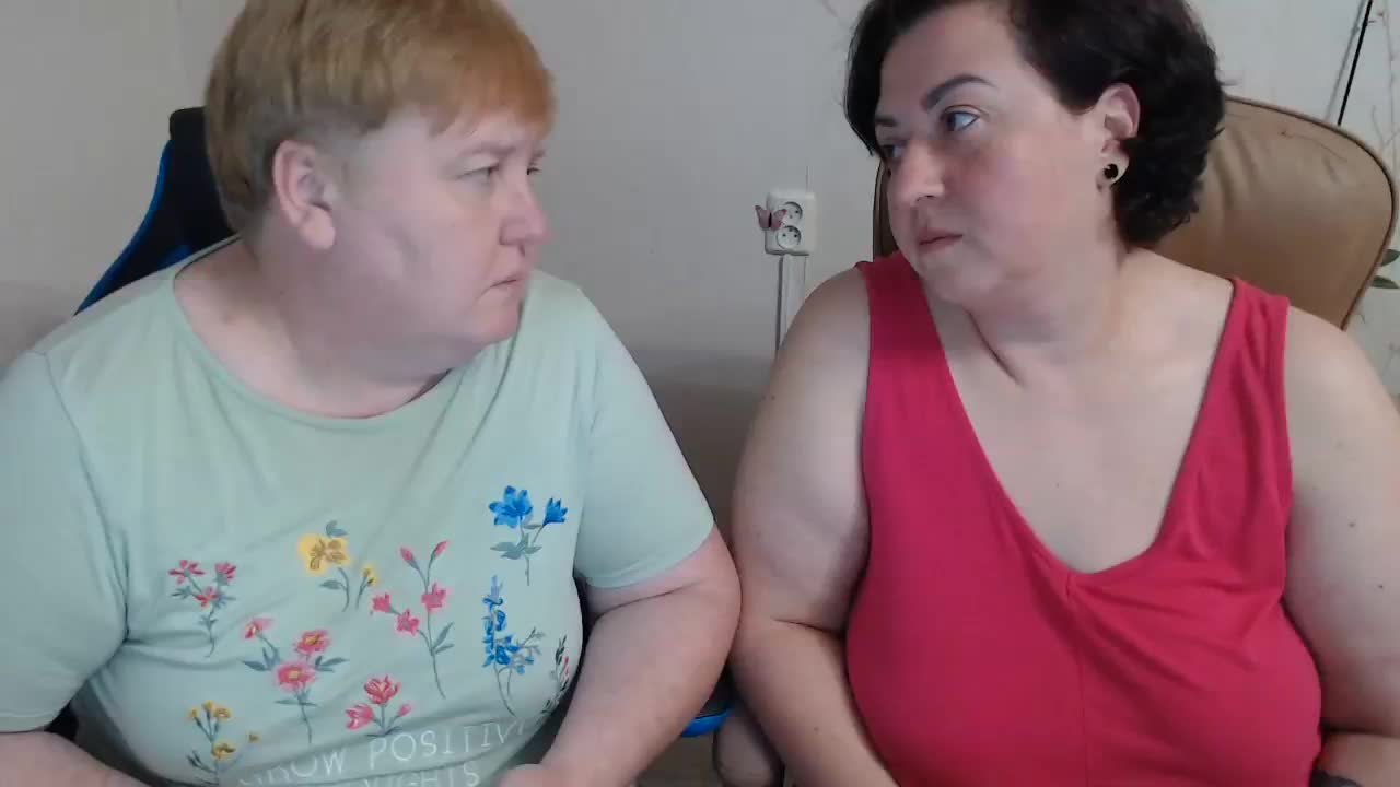 XMollyJaneEX Cam Model Chat July 13, 2026