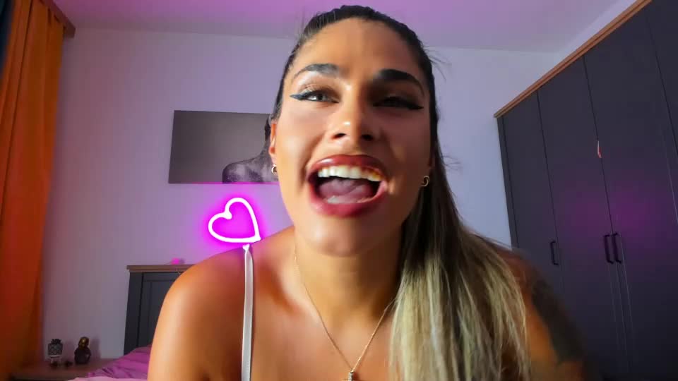 babybluesin Cam Model Chat July 14, 2026