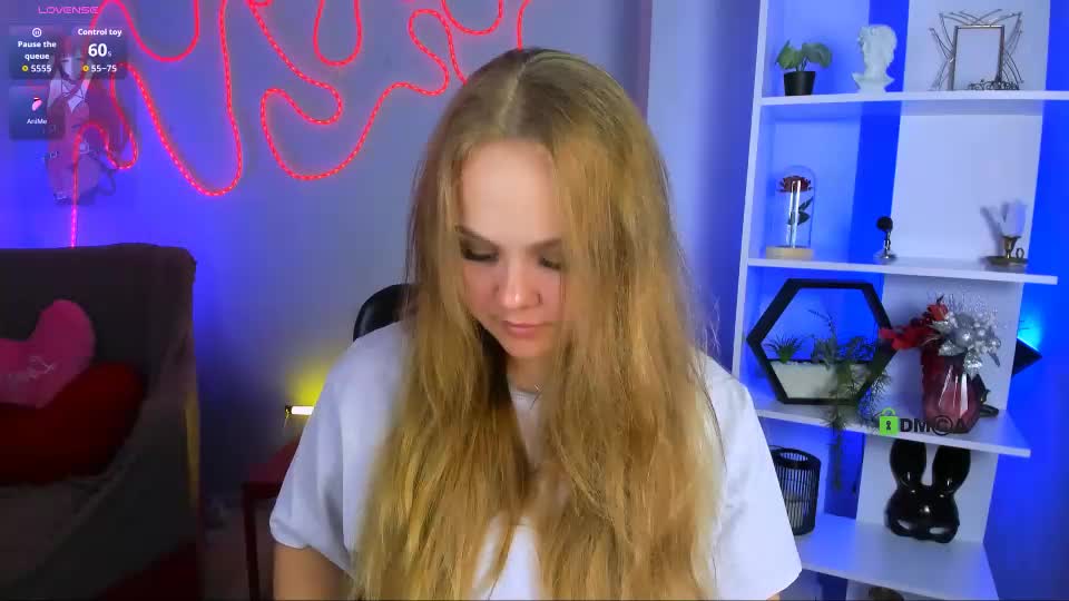 lucy_shy3 Cam Model Chat July 14, 2026