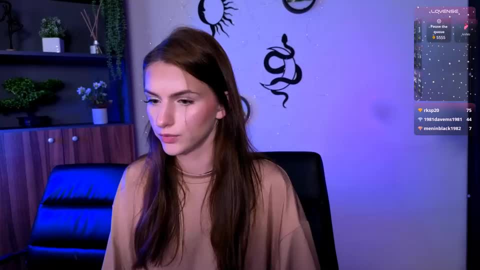 aria_glow Cam Model Chat July 14, 2026