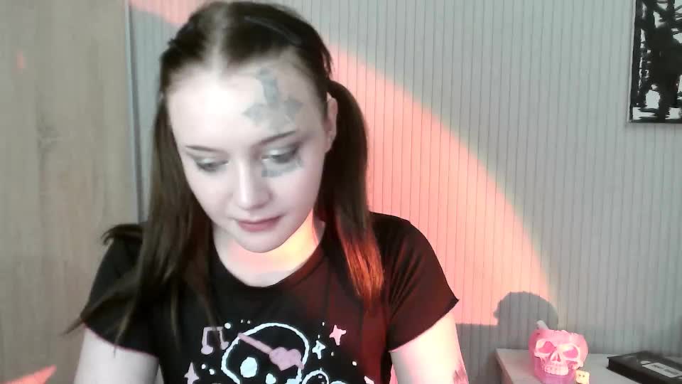 eva_sunshine_blueeyes Cam Model Chat July 14, 2026