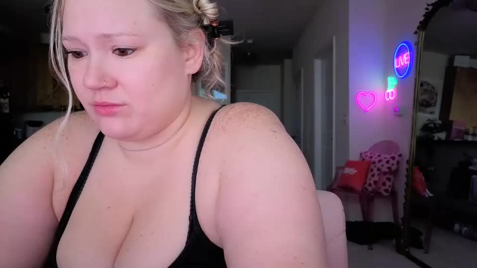 piggyrose Cam Model Chat July 14, 2026