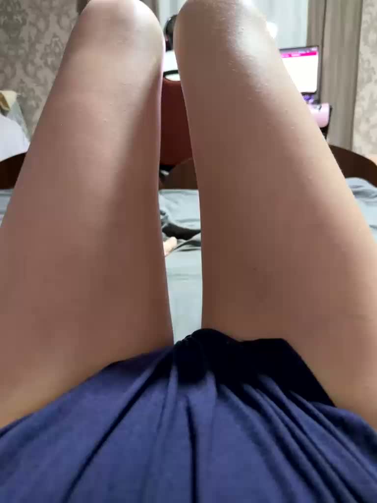 cutemilana_sexwife Cam Model Chat July 14, 2026