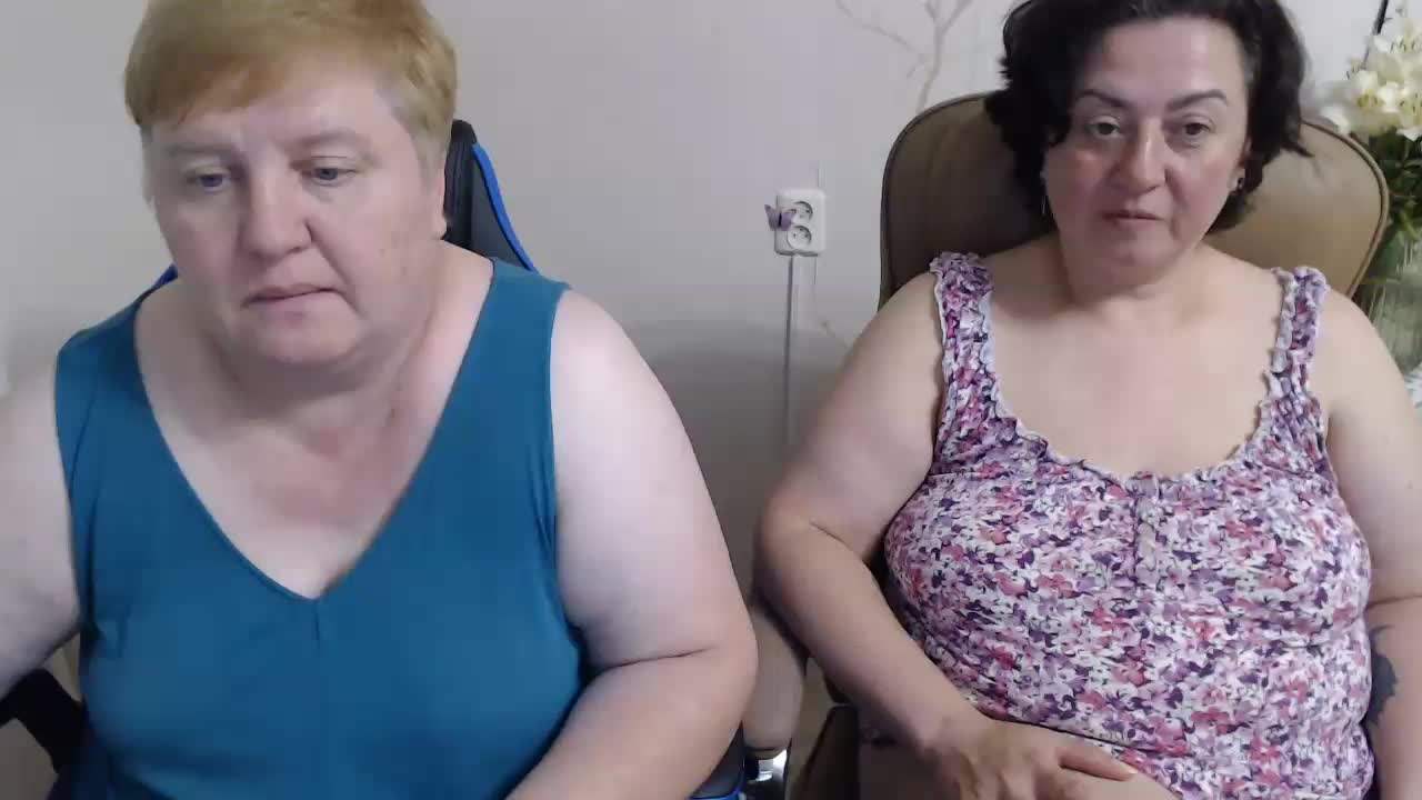 XMollyJaneEX Cam Model Chat July 14, 2026