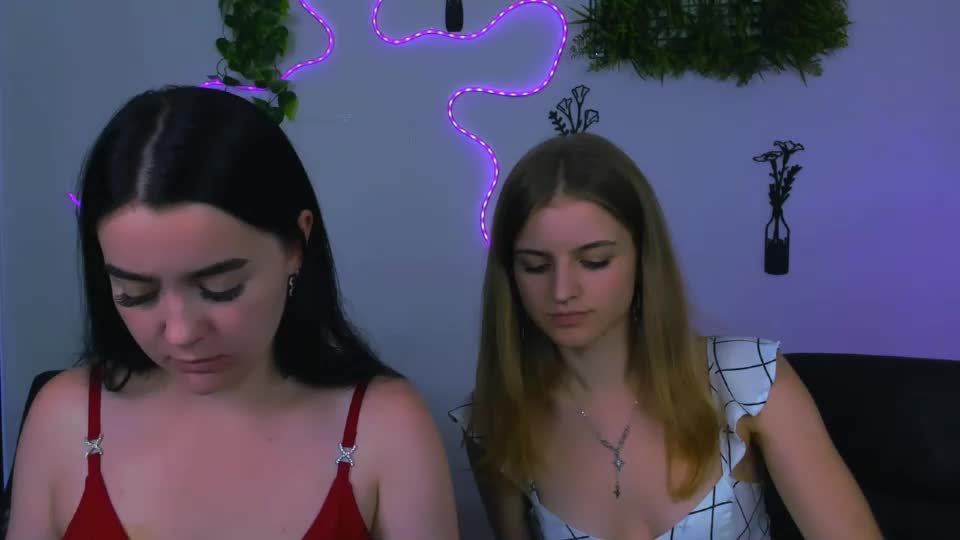 aria_glow Cam Model Chat July 16, 2026